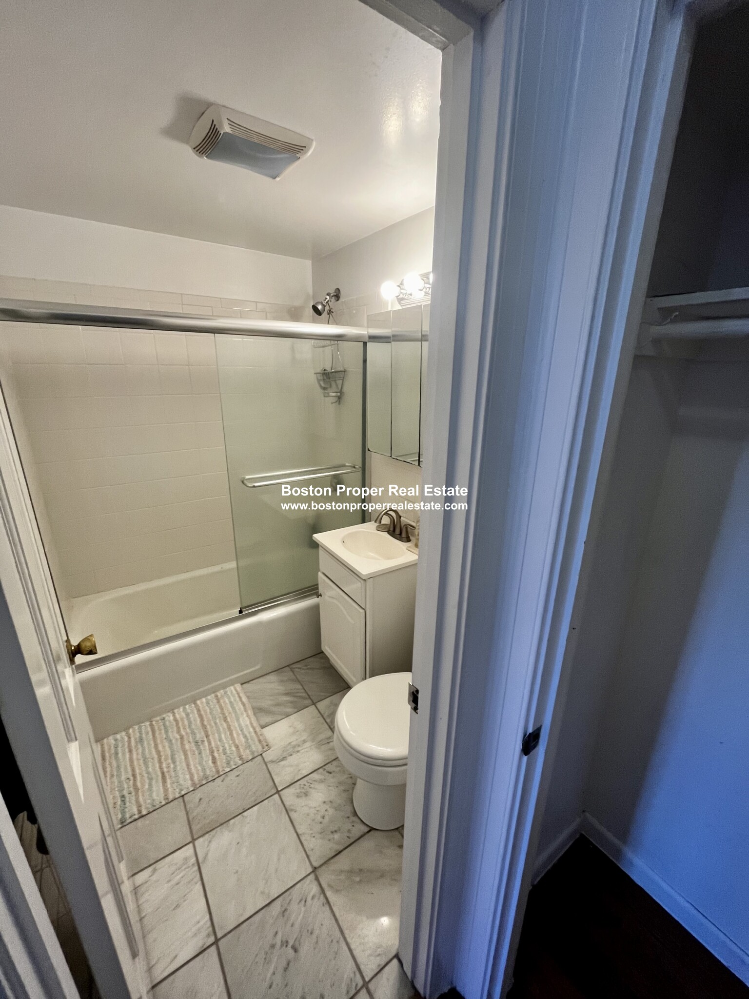 1 bed, 1 bath apartment for rent at 15 Joy St Unit 4, Beacon Hill — photo 6 of 8