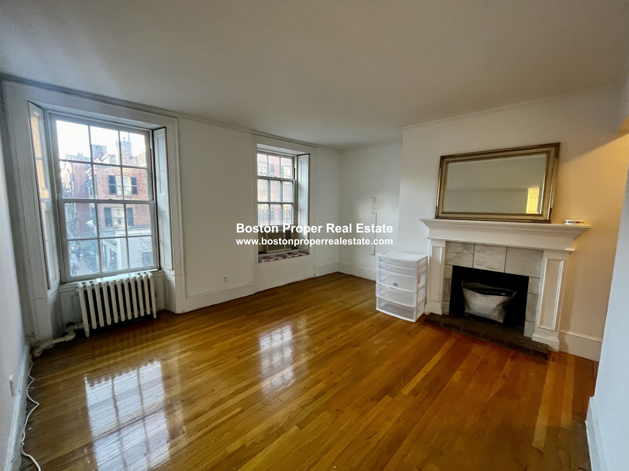 1 bed, 1 bath apartment for rent at 15 Joy St Unit 4, Beacon Hill — photo 1 of 8