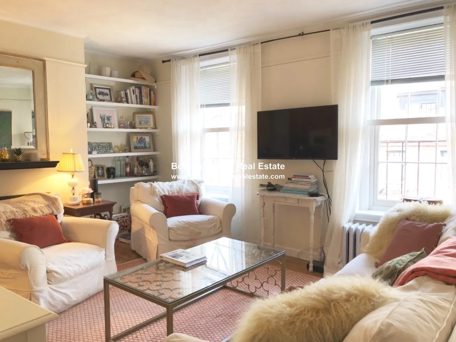 1 bed, 1 bath apartment for rent at 15 Joy St Unit 7, Beacon Hill — photo 2 of 8