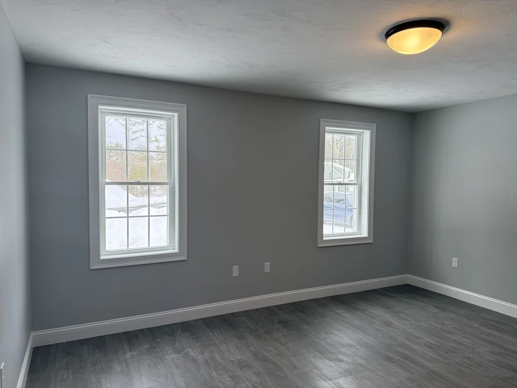 4 bed, 2 bath apartment for rent at 15 Kashmir's Way Unit 15, Middleboro — photo 5 of 30