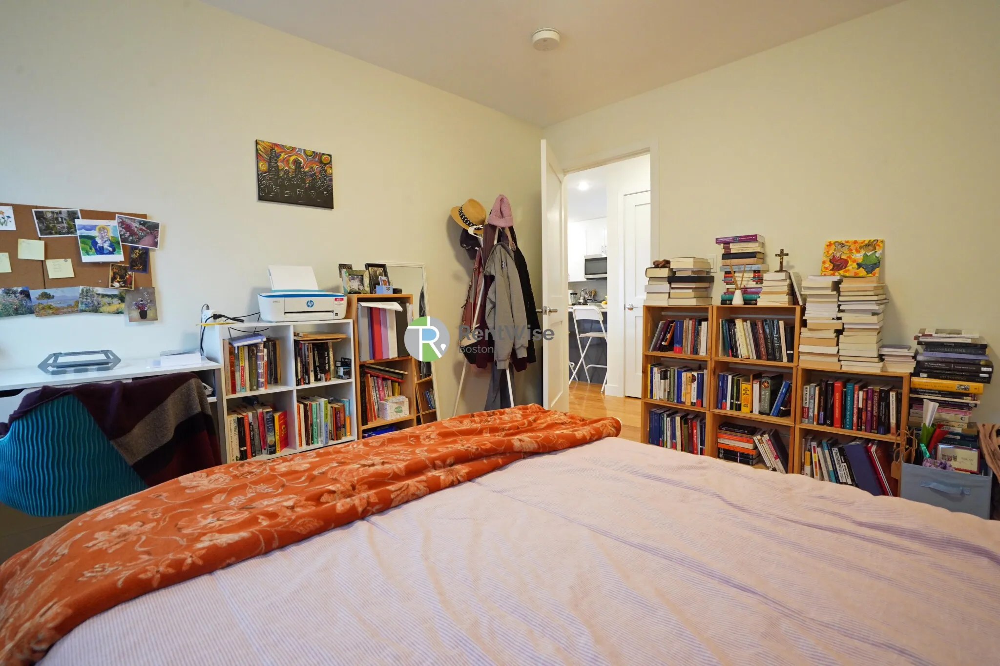 3 bed, 1 bath apartment for rent at 15 Kelley Ct Unit 153, Allston — photo 11 of 21