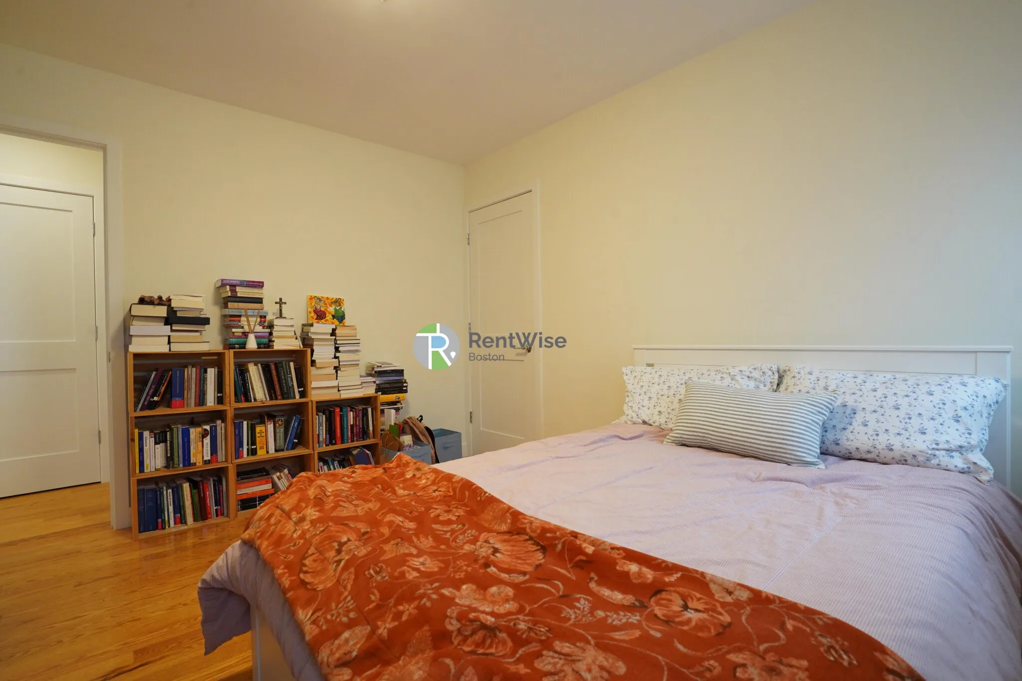 3 bed, 1 bath apartment for rent at 15 Kelley Ct Unit 2, Allston — photo 10 of 21