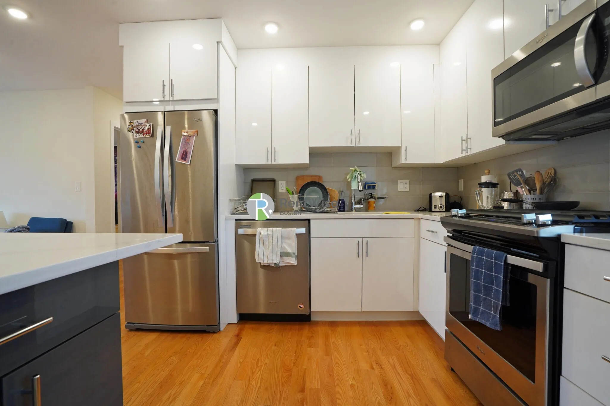 3 bed, 1 bath apartment for rent at 15 Kelley Ct Unit 3, Allston — photo 5 of 21