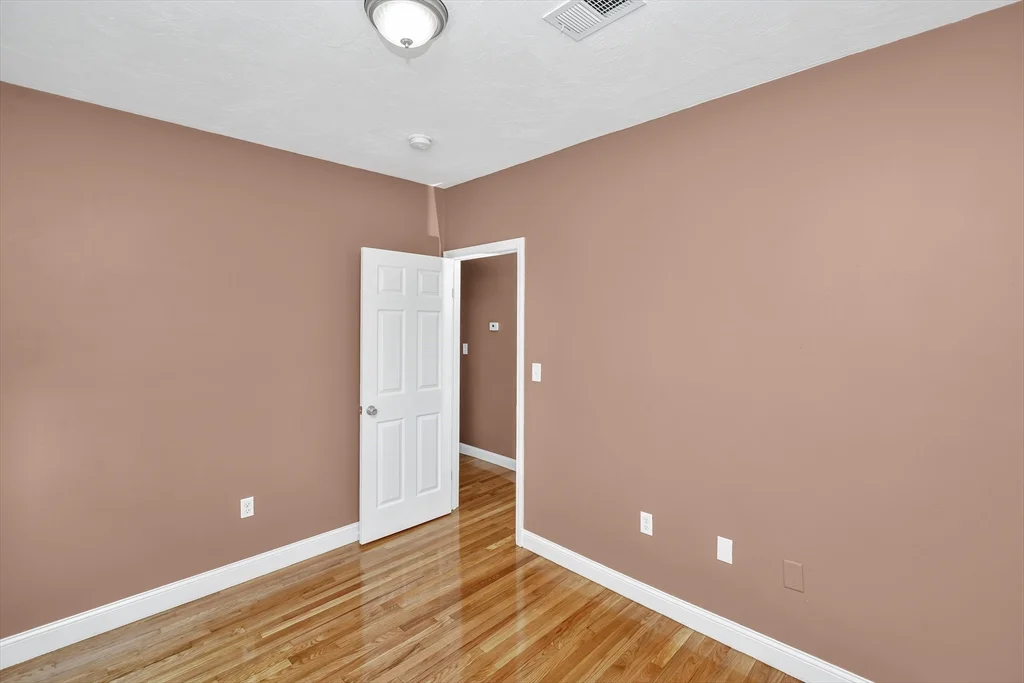 3 bed, 1 bath apartment for rent at 15 Kenberma Rd Unit 2, Dorchester — photo 6 of 19