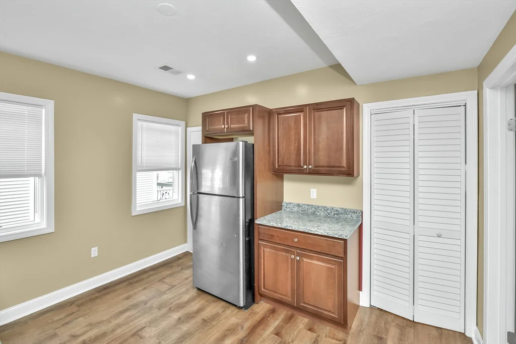3 bed, 1 bath apartment for rent at 15 Kenberma Rd Unit 2, Dorchester — photo 13 of 19