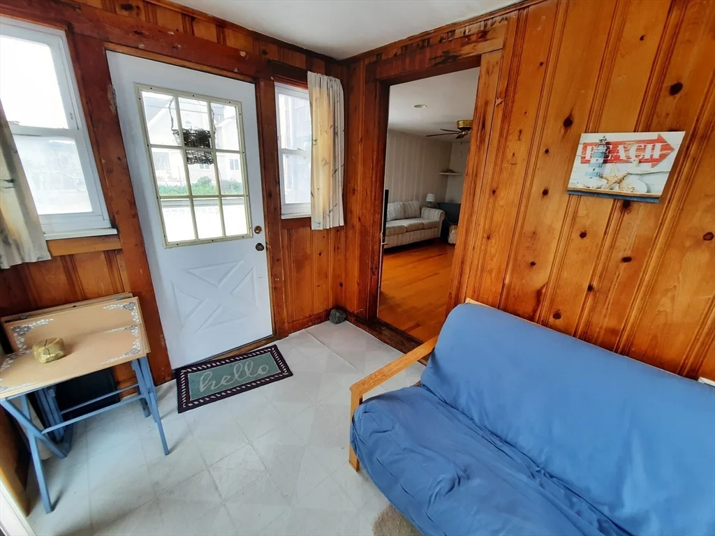 2 bed, 1 bath apartment for rent at 15 Kenilworth St Unit 15, Scituate — photo 6 of 10