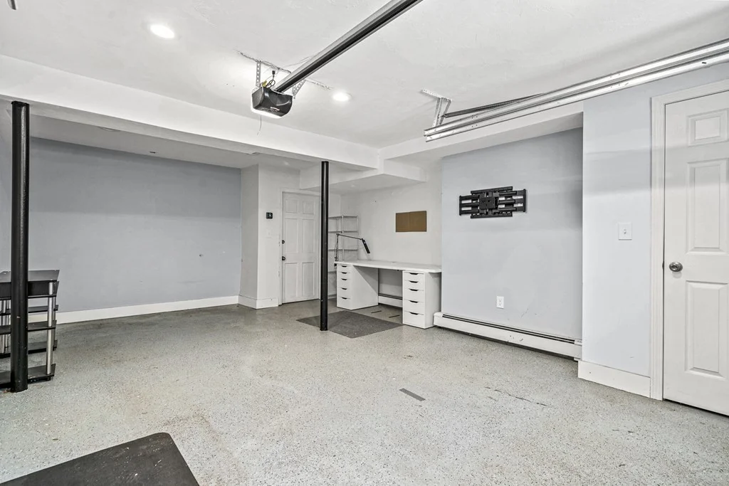 2 bed, 2 bath apartment for rent at 15 Kent Sq Unit 15, Brookline Village — photo 19 of 19