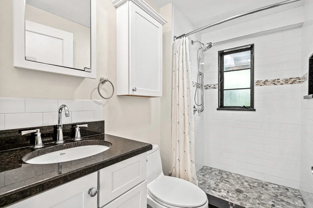2 bed, 2 bath apartment for rent at 15 Kent Sq Unit 15, Brookline Village — photo 11 of 19