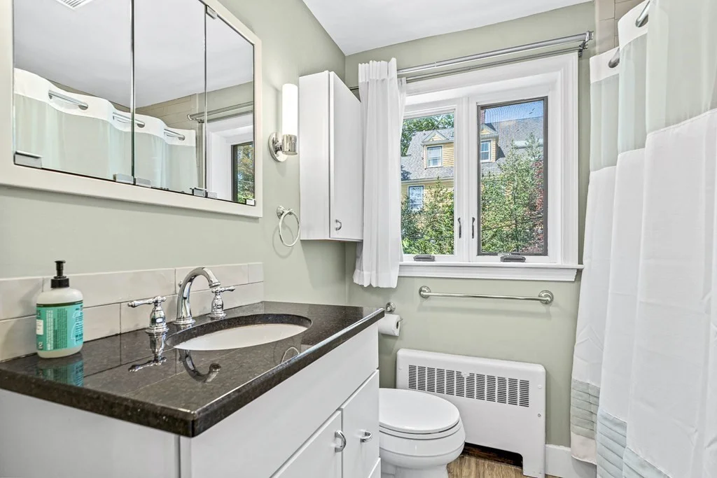 2 bed, 2 bath apartment for rent at 15 Kent Sq Unit 15, Brookline Village — photo 17 of 19