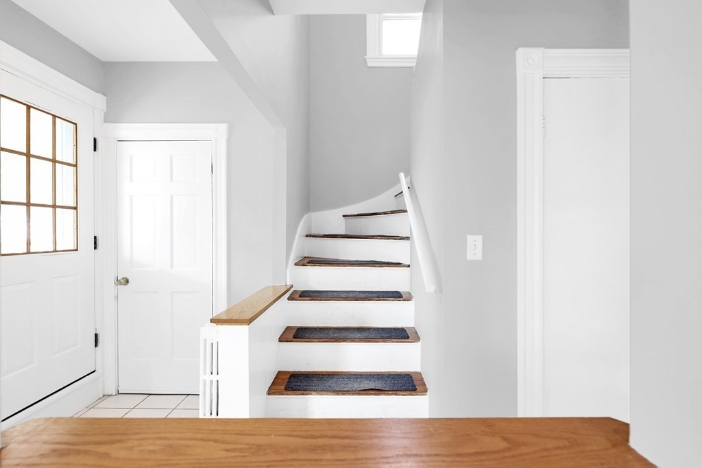 2 bed, 1 bath apartment for rent at 15 Knoll Unit 2, Roslindale — photo 10 of 23