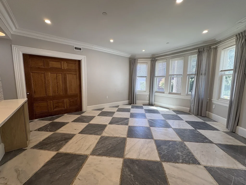 2 bed, 1 bath apartment for rent at 15 Lanark Rd Unit G, Brighton — photo 9 of 30