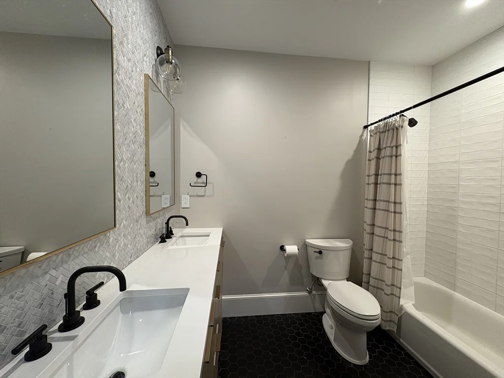 2 bed, 1 bath apartment for rent at 15 Lanark Rd Unit G, Brighton — photo 14 of 30