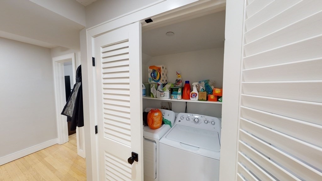 4 bed, 3 bath apartment for rent at 15 Lanark Rd Unit PH, Brighton — photo 3 of 9