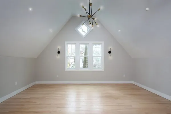 4 bed, 3 bath apartment for rent at 15 Lanark Rd Unit Ph1, Brighton — photo 6 of 13