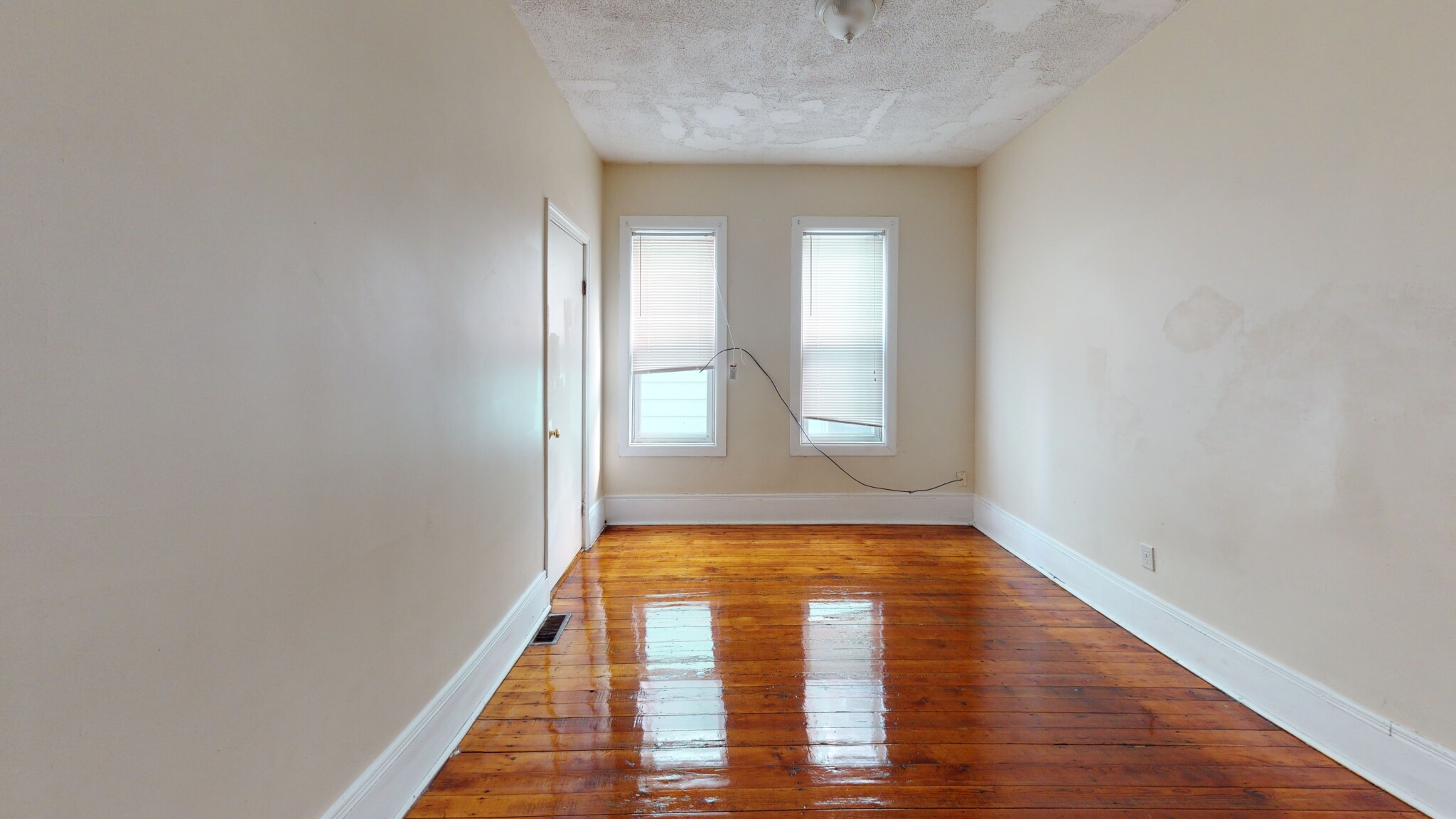 3 bed, 1 bath apartment for rent at 15 Langdon St Unit 15-2, Roxbury — photo 5 of 9