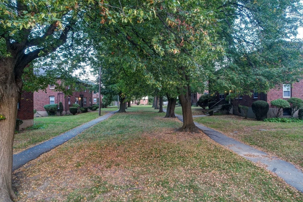 2 bed, 1 bath apartment for rent at 15 Langley Circle Unit 2, Quincy — photo 24 of 26
