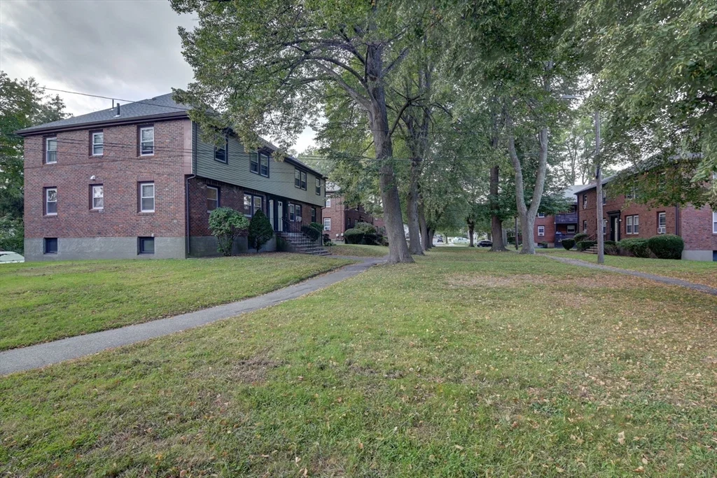2 bed, 1 bath apartment for rent at 15 Langley Circle Unit 2, Quincy — photo 26 of 26