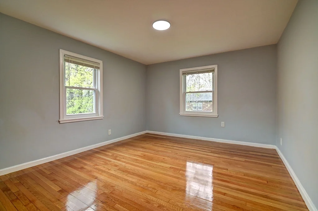 2 bed, 1 bath apartment for rent at 15 Langley Circle Unit 2, Quincy — photo 11 of 26