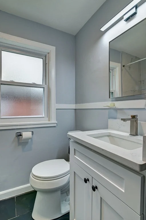 2 bed, 1 bath apartment for rent at 15 Langley Circle Unit 2, Quincy — photo 8 of 26