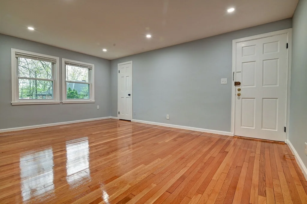 2 bed, 1 bath apartment for rent at 15 Langley Circle Unit 2, Quincy — photo 14 of 26