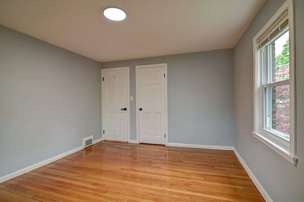 2 bed, 1 bath apartment for rent at 15 Langley Circle Unit 2, Quincy — photo 12 of 26