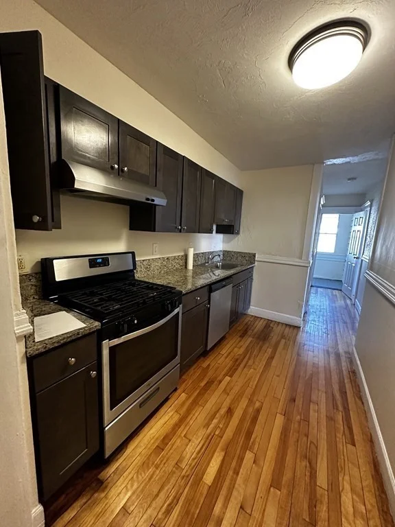 3 bed, 1 bath apartment for rent at 15 Leach Unit 1, Salem — photo 2 of 20