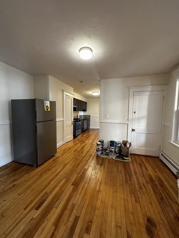 3 bed, 1 bath apartment for rent at 15 Leach Unit 1, Salem — photo 3 of 20