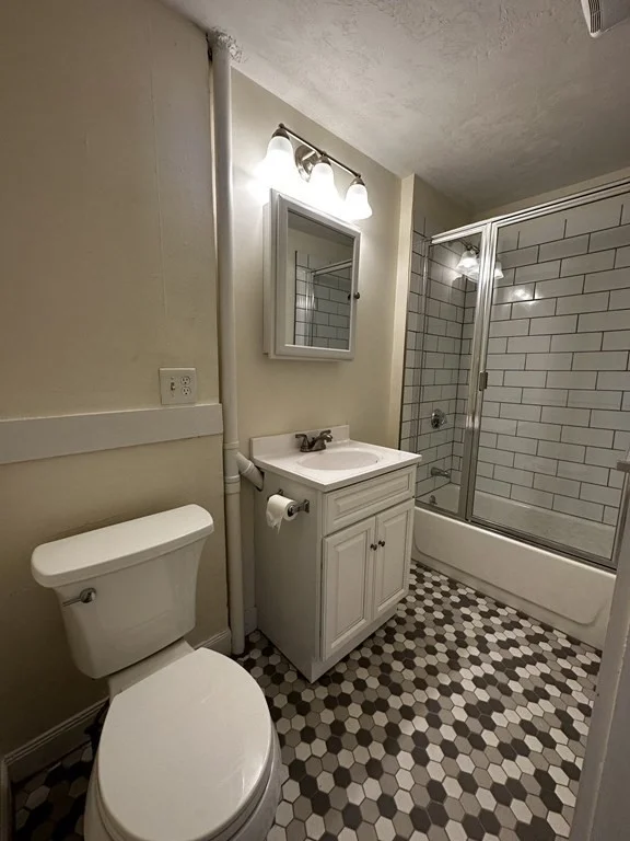 3 bed, 1 bath apartment for rent at 15 Leach Unit 3R, Salem — photo 17 of 17