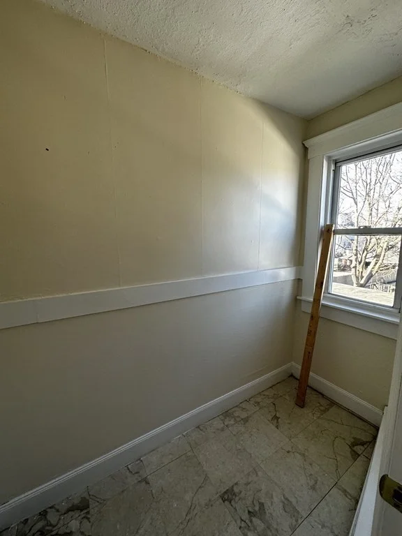 3 bed, 1 bath apartment for rent at 15 Leach Unit 3R, Salem — photo 9 of 17