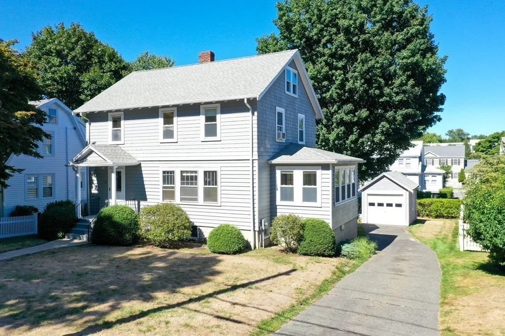 4 bed, 1 bath apartment for rent at 15 Ledyard Unit 15, Wellesley — photo 2 of 19