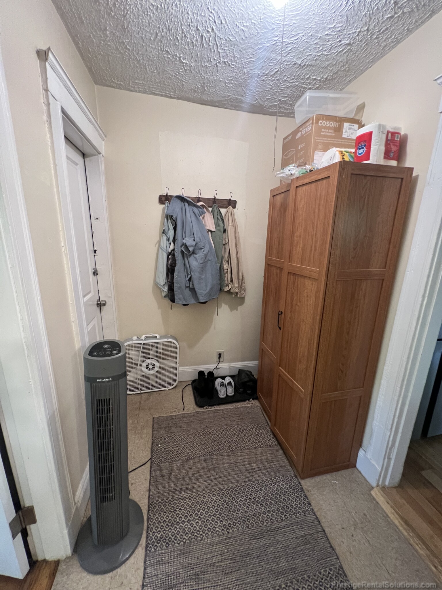 1 bed, 1 bath apartment for rent at 15 Lee St Unit 2L, Jamaica Plain — photo 11 of 14