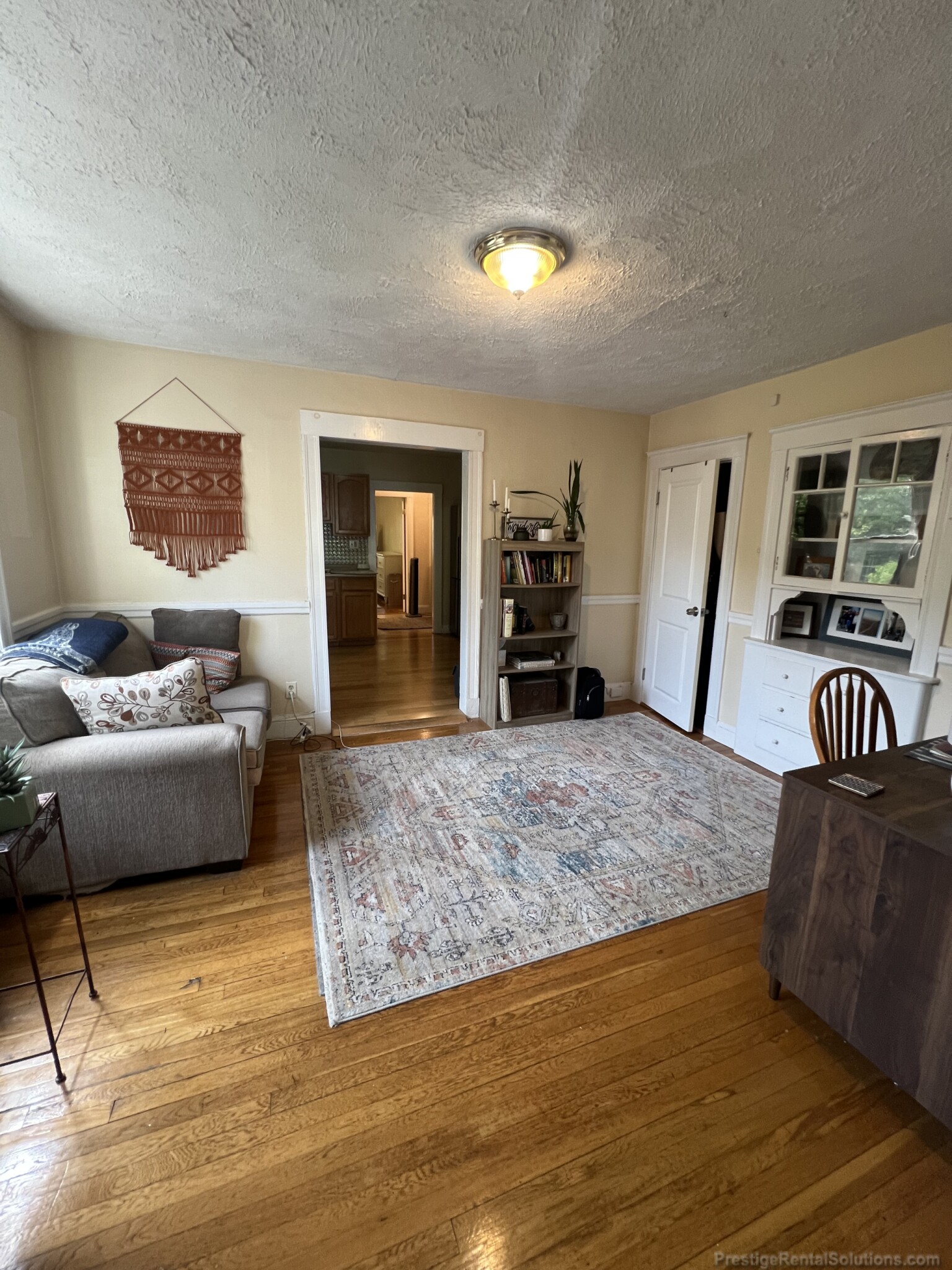1 bed, 1 bath apartment for rent at 15 Lee St Unit 2L, Jamaica Plain — photo 2 of 14