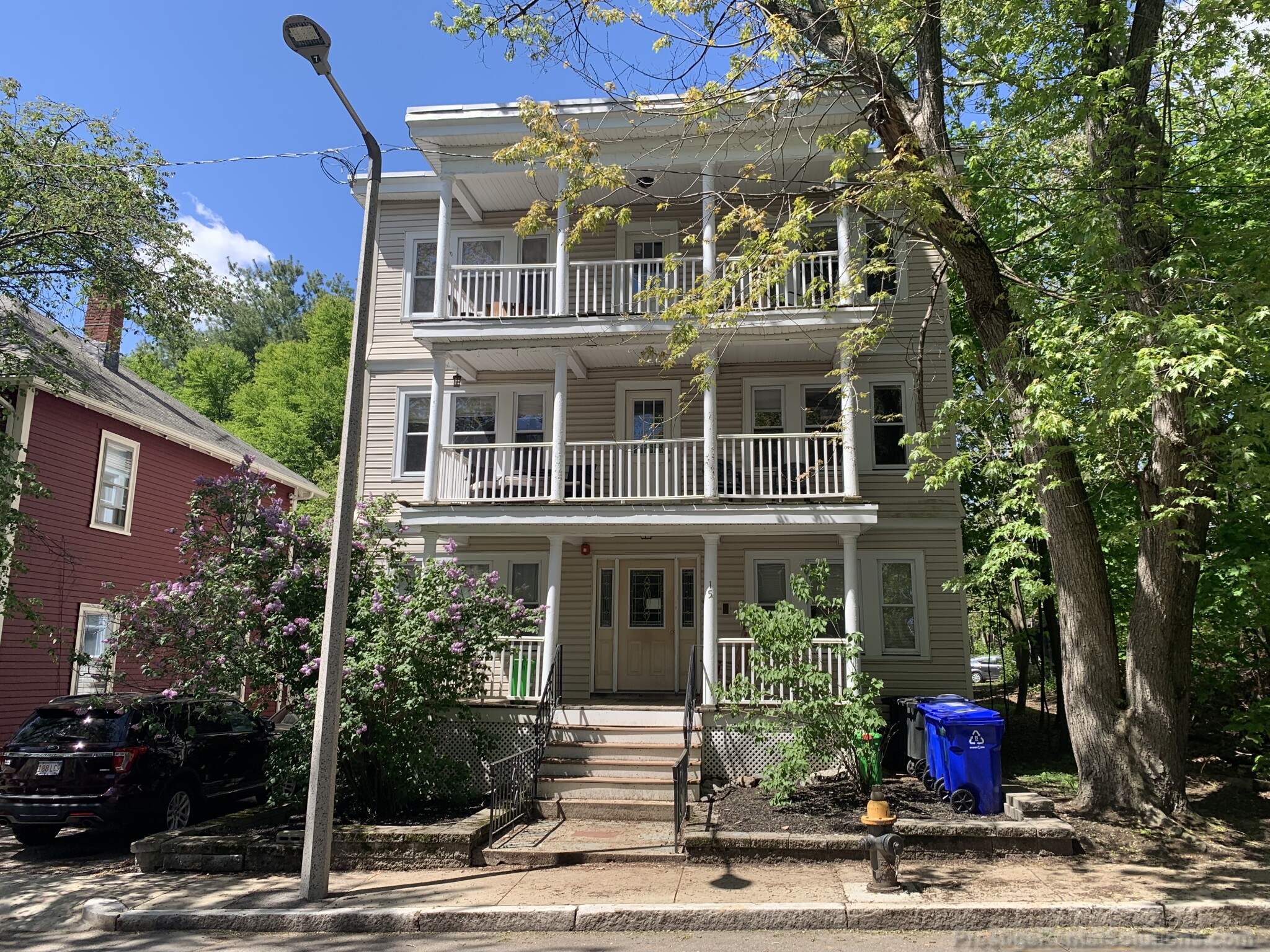 1 bed, 1 bath apartment for rent at 15 Lee St Unit 2L, Jamaica Plain — photo 13 of 14