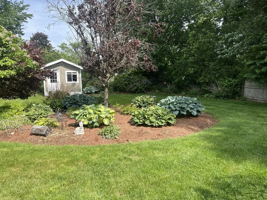 3 bed, 2 bath apartment for rent at 15 Leonard Rd, Framingham — photo 24 of 26