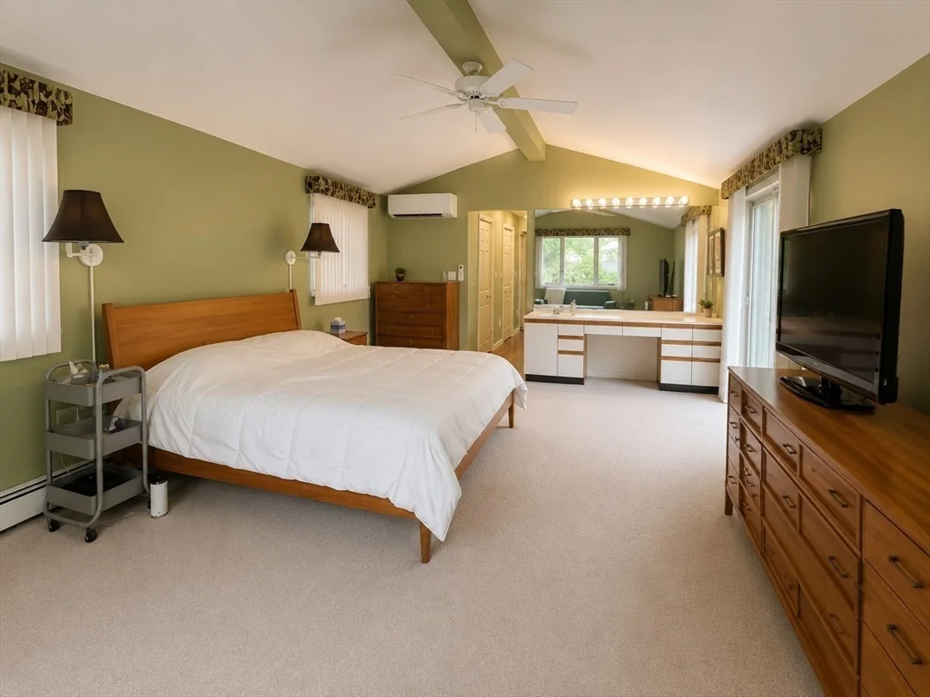 3 bed, 2 bath apartment for rent at 15 Leonard Rd, Framingham — photo 12 of 26