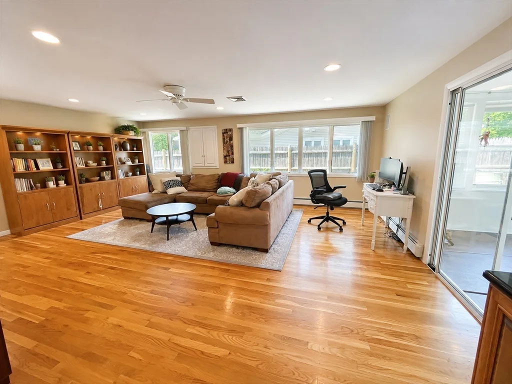 3 bed, 2 bath apartment for rent at 15 Leonard Rd, Framingham — photo 3 of 26