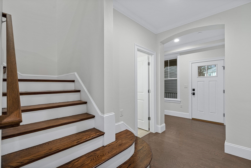 3 bed, 2 bath apartment for rent at 15 Lily Pond Ln Unit 15, Lexington — photo 16 of 31