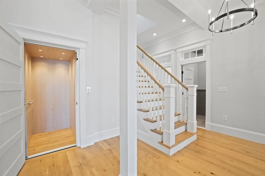 4 bed, 3 bath apartment for rent at 15 Lincoln House Ave Unit 15, Swampscott — photo 19 of 40