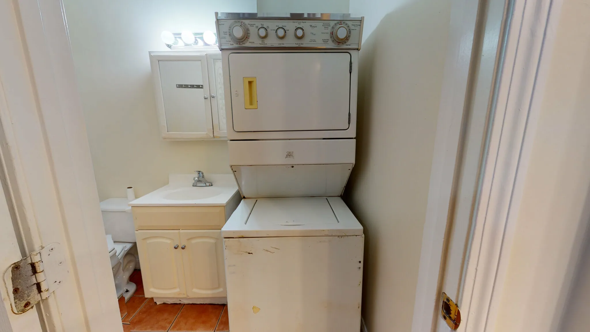 4 bed, 2 bath apartment for rent at 15 Linden St Unit 2, Allston — photo 15 of 22