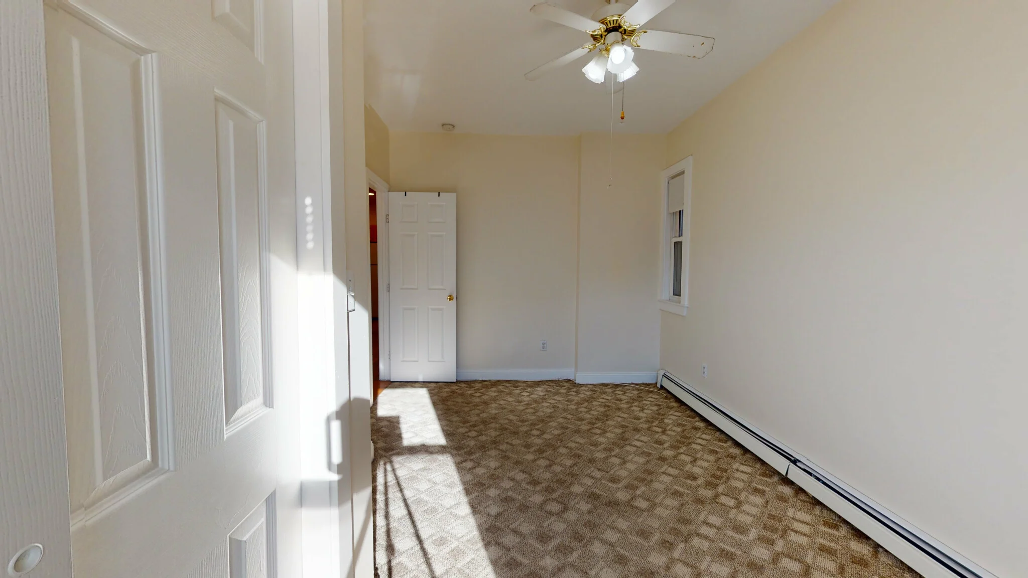4 bed, 2 bath apartment for rent at 15 Linden St Unit 2, Allston — photo 21 of 22