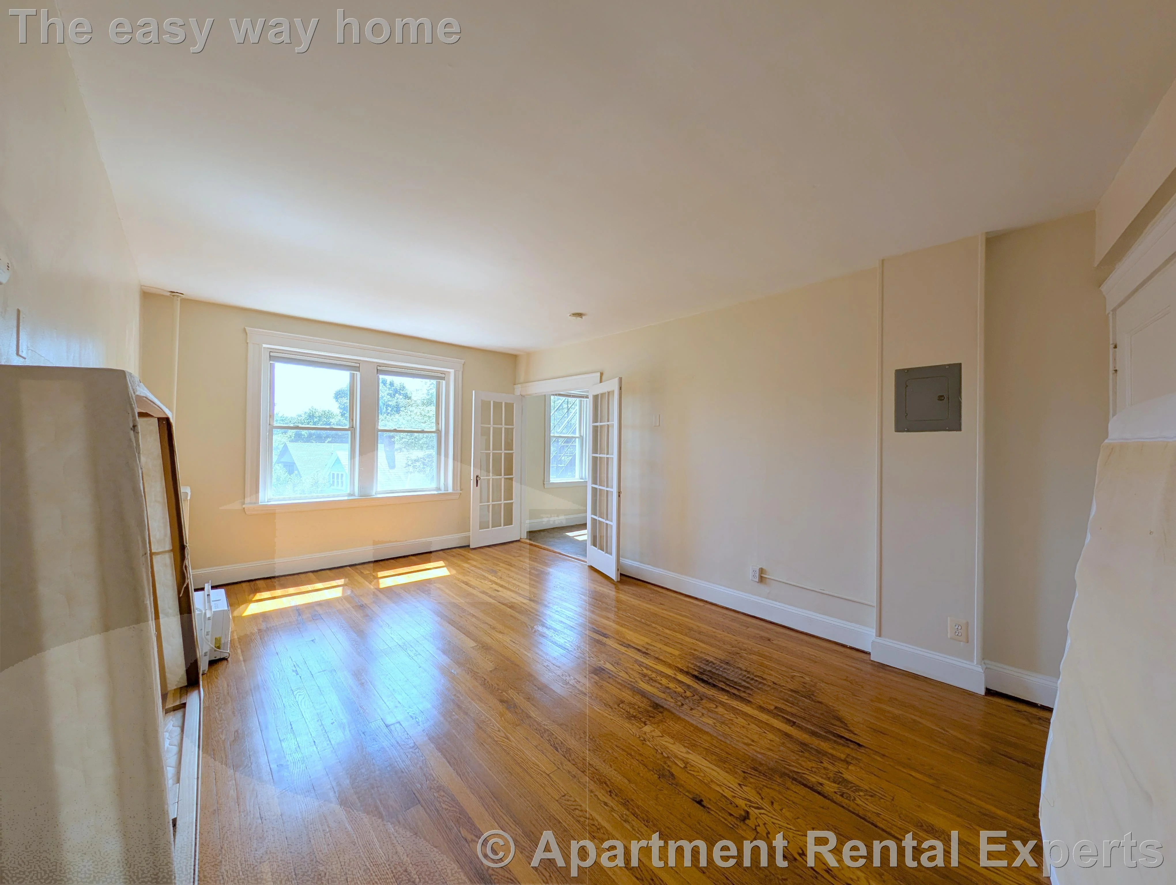 Studio bed, 1 bath apartment for rent at 15 Linnaean St Unit 15, Porter Square — photo 4 of 8