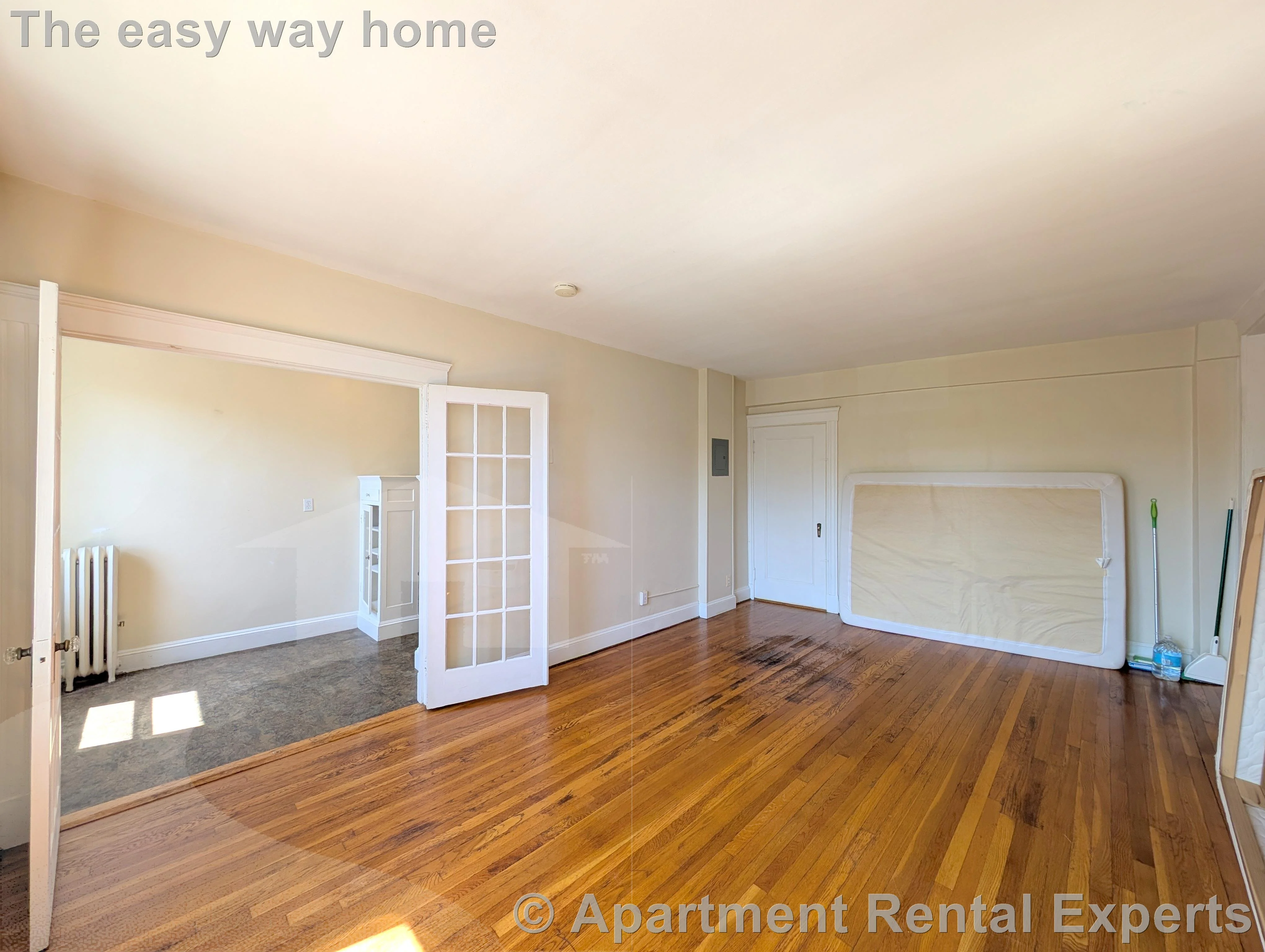 Studio bed, 1 bath apartment for rent at 15 Linnaean St Unit 15, Porter Square — photo 5 of 8
