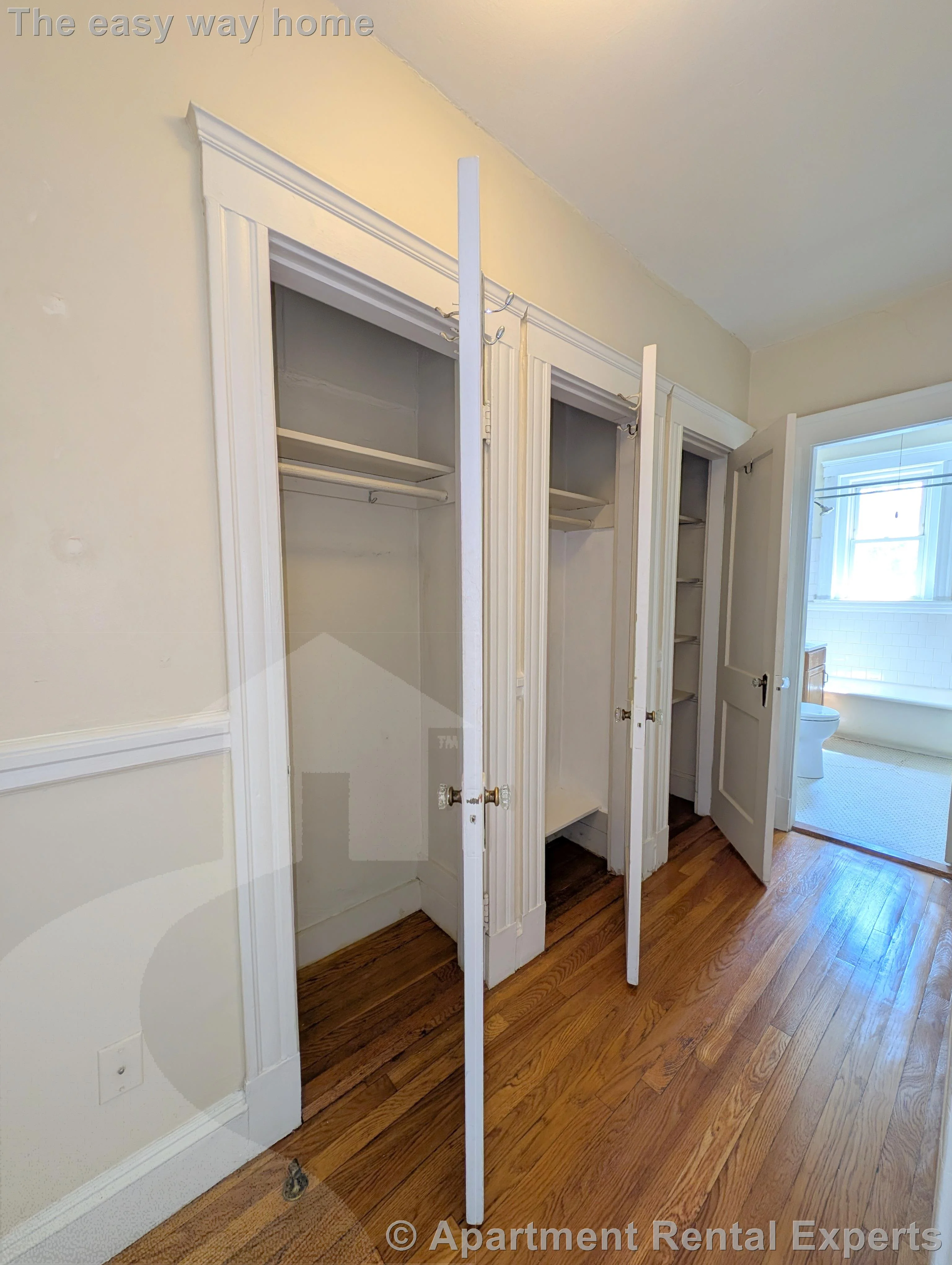 Studio bed, 1 bath apartment for rent at 15 Linnaean St Unit 15, Porter Square — photo 2 of 8