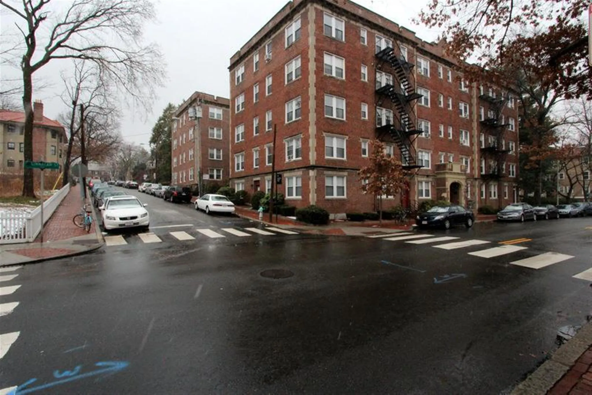 1 bed, 1 bath apartment for rent at 15 Linnaean St Unit 8, Harvard Square — photo 14 of 14