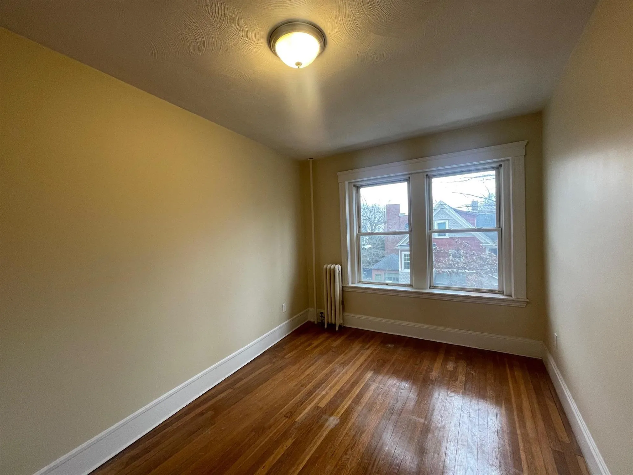 1 bed, 1 bath apartment for rent at 15 Linnaean St Unit 8, Harvard Square — photo 7 of 14