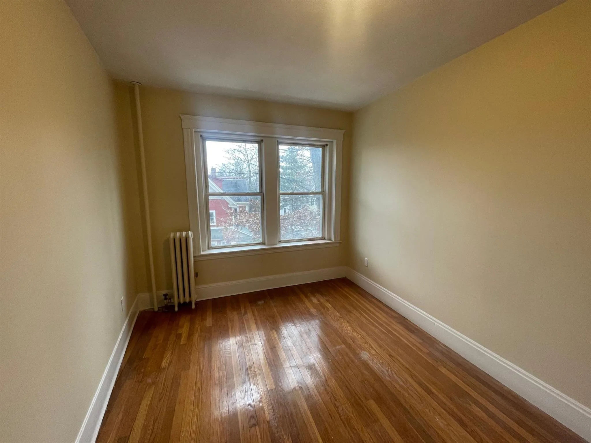 1 bed, 1 bath apartment for rent at 15 Linnaean St Unit 8, Harvard Square — photo 8 of 14