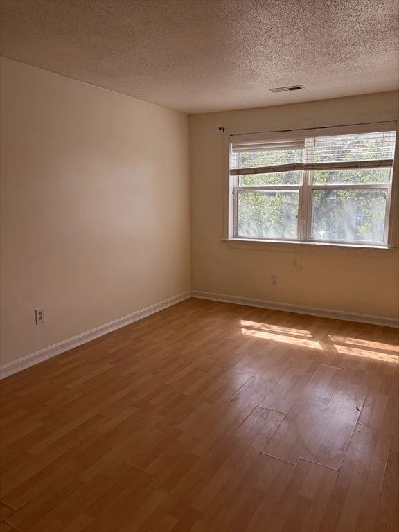 2 bed, 1 bath apartment for rent at 15 Longworth Ave Unit 223, Brockton — photo 8 of 9