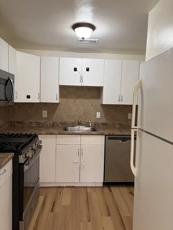 2 bed, 1 bath apartment for rent at 15 Longworth Ave Unit 223, Brockton