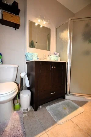 5 bed, 2 bath apartment for rent at 15 Mackin St Unit 17, Brighton — photo 9 of 9
