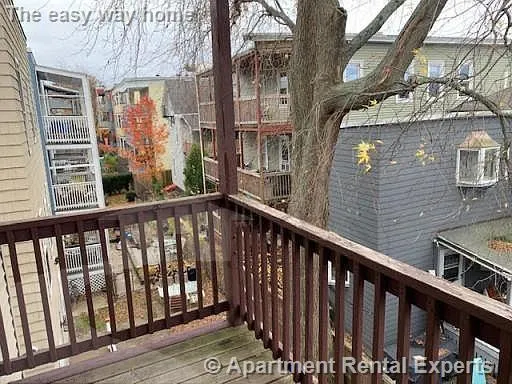 3 bed, 1 bath apartment for rent at 15 Magnus Ave Unit 2, Union Square — photo 8 of 10